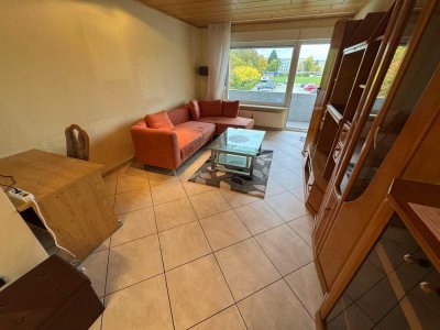 Möblierte 3 Zimmer Wohnung mit Einbauküche und Balkon