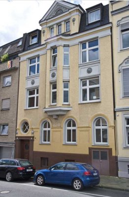Schöne helle 2-Zimmer-Hochparterrewohnung in einem gepflegten Patrizierhaus, Mönchengladbach Eicken