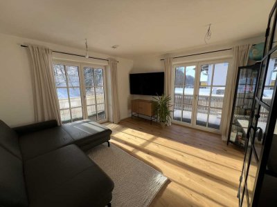 2-Zimmer-Neubauwohnung im 1. OG mit 2 Balkonen in Traunstein