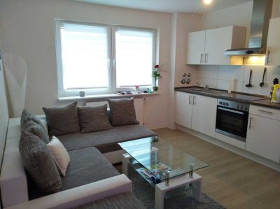 Modernisierte 2-Raum-Hochparterre-Wohnung mit Einbauküche in Lüdenscheid