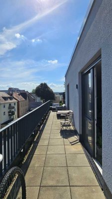 Großzügige 1-Zimmer-Wohnung mit traumhafter Dachterasse
