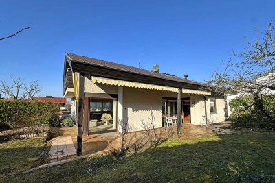 GERLINGEN - RUHIGE ORTSRANDLAGE, EINFAMILIENHAUS MIT ELW, FREI.
