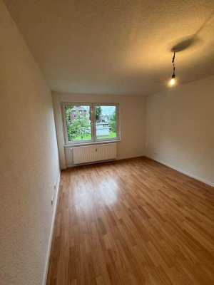 Sehr schöne sanierte 3 Zimmer Wohnung in Duisburg zu vermieten