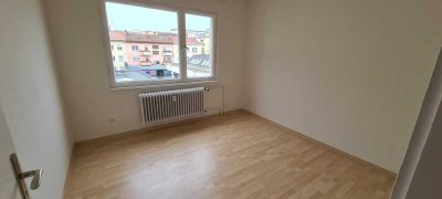 Pforzheim Innenstadt! Schöne 3-Zimmer Wohnung in ruhiger Seitenstraße