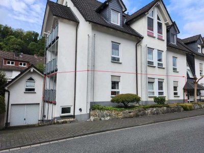 Moderne 3-Zimmer-Erdgeschosswohnung mit Balkon