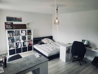 Teilmöblierte 1-Zimmer-Wohnung mit Balkon und EBK in Mögeldorf