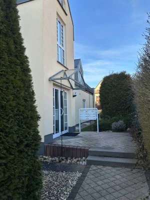 Ruhige 5-Zimmer-Wohnung in Petersberg mit schönem Fuldablick