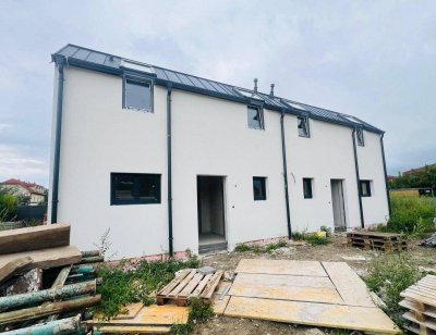 ++ TRAUMHAFTE DOPPELHAUSHÄLFTE ++ in Guntramsdorf - Typ 126 m²