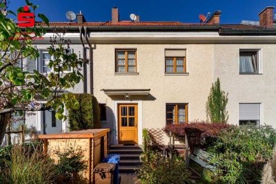 Charmantes Altbau-Reihenmittelhaus mit Garten!