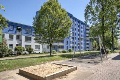 Praktisch geschnittene Erdgeschosswohnung mit Balkon!