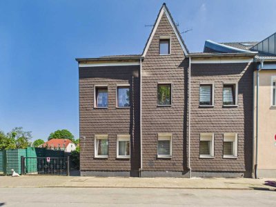 Mehrfamilienhaus mit Doppel Garage in ruhiger Wohnlage von Essen Altenessen