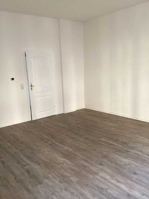 Gepflegte Dachgeschoss Wohnung sucht neue Mieter!