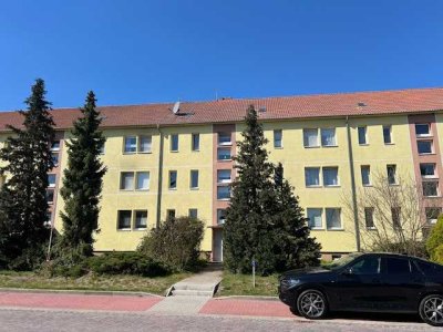 Helle 1-Zimmer-Wohnung mit EBK im 2. OG in Arneburg