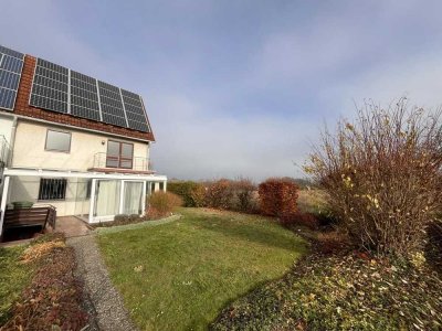 Freies  unverbautes 6-Zimmer Reihenendhaus mit Garten in Neutraubling