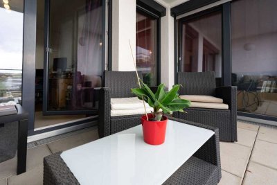 Neuwertiges, modernes Wohnen mit sonniger Loggia und zwei Stellplätzen