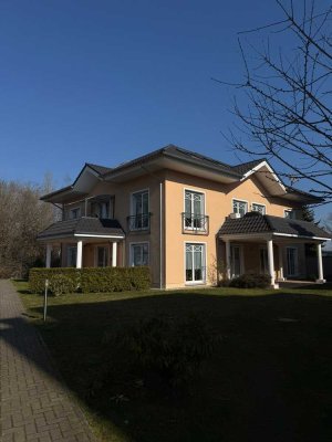 Modernes Wohnen im Grünen – Exklusive 3-Zimmer-Maisonette mit Balkon und Einbauküche in Leipzig
