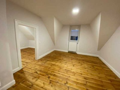 Hochwertige Altbauwohnung in bester Lage von KL