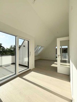 Exklusive Neubau-Dachgeschosswohnung mit großzügigem Balkon und Dachterrasse