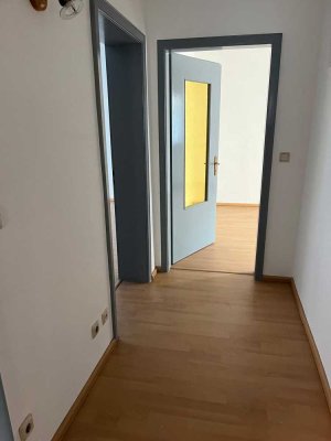 Gepflegte 2-Zimmer-Wohnung | ca. 65 qm |  Balkon | Ruhe Lage