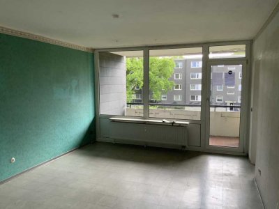 Wir renoveieren für Sie! schöne 2 Zimmer  Wohnung mit Balkon in MG-Wickrath