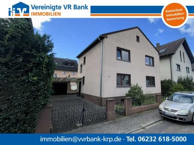 Freistehendes Zweifamilienhaus in Brühl-Rohrhof