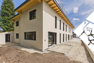 Nur noch 1 Einheit verfügbar! Neubau Eckreihenhaus in Kirchbichl – modernes Wohnen mit großzügigem Garten