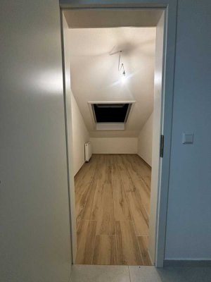 Sehr helles Pendlerzimmer im Erstbezug nahe Basel - (385 € Warm)