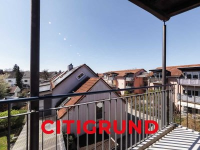 Neufahrn bei Freising - Helle Dachgeschosswohnung mit Sonnenbalkon in grüner Idylle