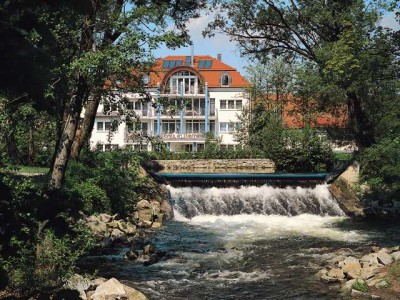 Ruhige, zentral am  Stadtpark Zwiesel gelegene, gepflegte 3-Raum-Wohnung mit Garten