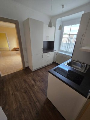 Große Terrasse - Teilmöbilierte 3-Zimmerwohnung