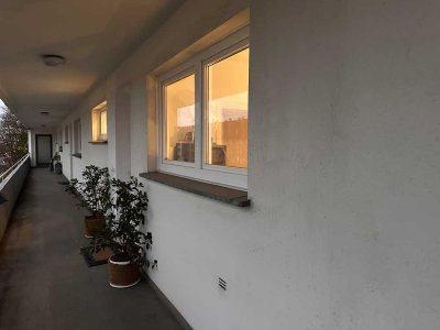 Anleger & Selbstnutzer Aufgepasst- 2,5 Zimmer Wohnung mit Balkon