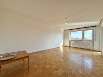 Helle 2-Zi.-Wohnung mit Balkon & Weitblick im Regensburger Westen