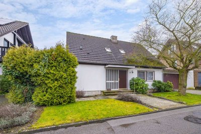 Viel Potenzial: Fertighaus auf großem Grundstück in attraktiver Wohnlage