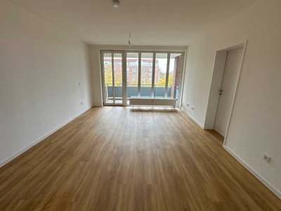 Frisch renovierte 1,5 Zimmer Wohnung mit Balkon in Vahrenwald !