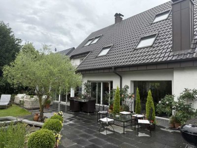 Exklusives Einfamilienhaus in ruhiger Bestlage von Dormagen-Stürzelberg