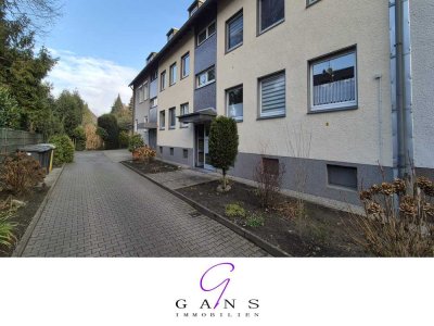 3 Zimmer Wohnung mit Balkon und Einbauküche in einem sehr gepflegten Haus