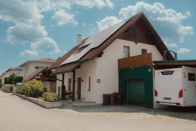 Charmantes Haus mit Traumgarten, Pool und gemütlicher Wohlfühlatmosphäre