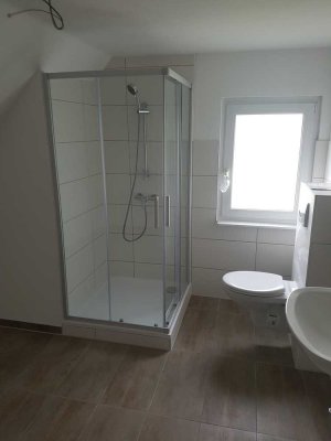 Attraktive und gepflegte 1,5-Raum-DG-Wohnung in Weinbach