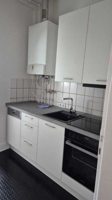 Modernisierte 3-Raum-DG-Wohnung mit EBK im östlichen Ringgebiet Braunschweig