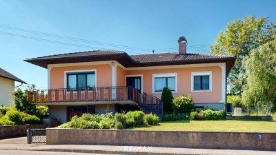 Gepflegter Bungalow mit Wintergarten