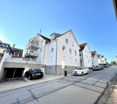Attraktive 2-Zimmer-Maisonettewohnung (klimatisiert!!) in Waldbronn