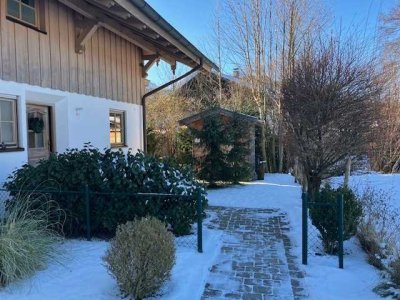 Hochwertige DHH in traumhafter Lage