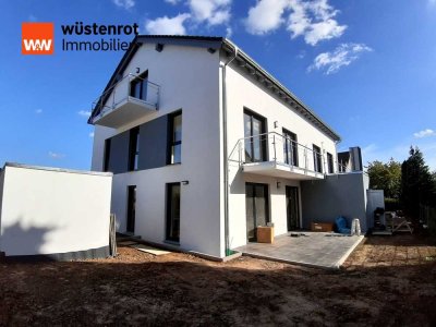 2-Zimmer Dachgeschosswohnung mit Balkon im Neubau, Ebsdorfergrund-Beltershausen