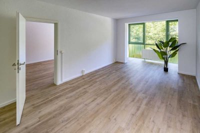 Wohnen mit LIFT - helle, moderne TOP 2-Zimmer-Wohnung ab 01.04.26 mit EBK, Balkon & Loggia