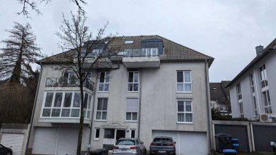 großzügige 3 Zimmer-Maisonette-Wohnung Grenze Elberfeld/Cronenberg mit Balkon