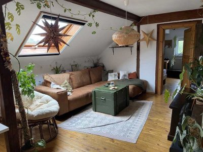 Schöne DG-Wohnung in bester Wohnlage sucht nette Mieter