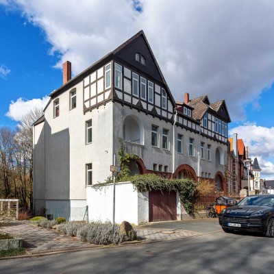 Märchenhafte Altbauwohnung am Ehrlicher Park (1.OG links)