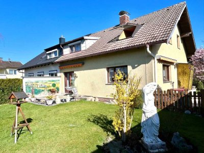 Gemütliche Doppelhaushälfte mit großem Garten!