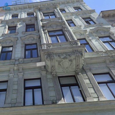 Charmante Altbauwohnung mit Erker in der Burggasse – hochwertig saniert