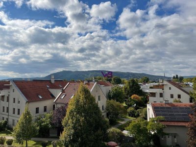 Sonnige 1,5 Zimmerwohnung mit Loggia und KFZ Stellplatz